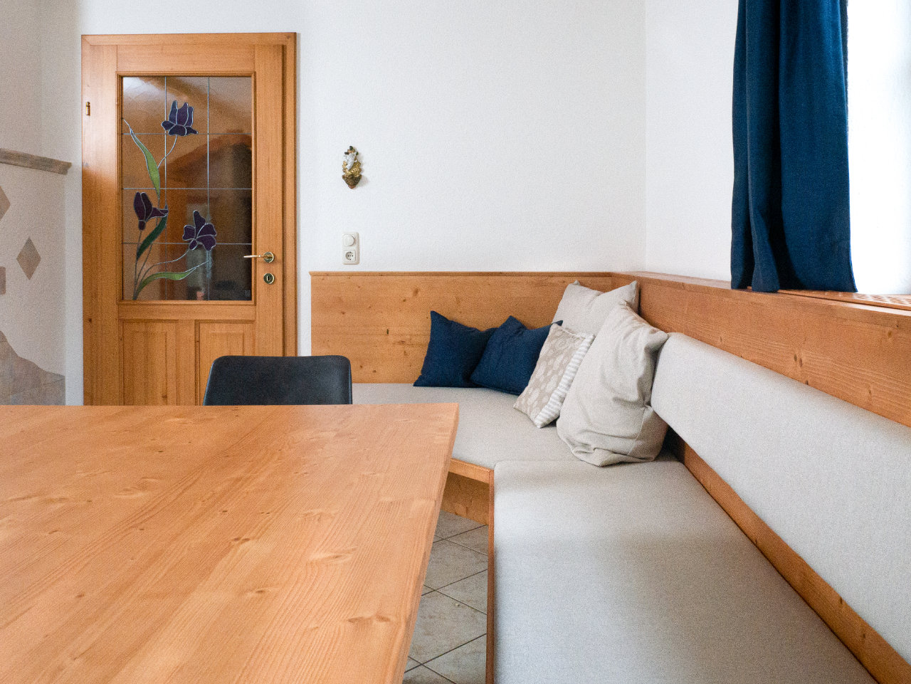 Esszimmer Tisch und Sitzbank